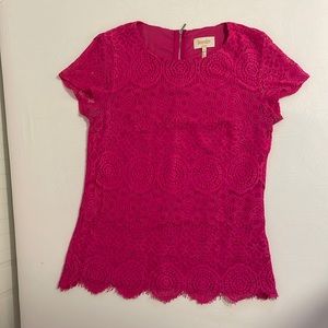 Pink lace T-shirt with zipper